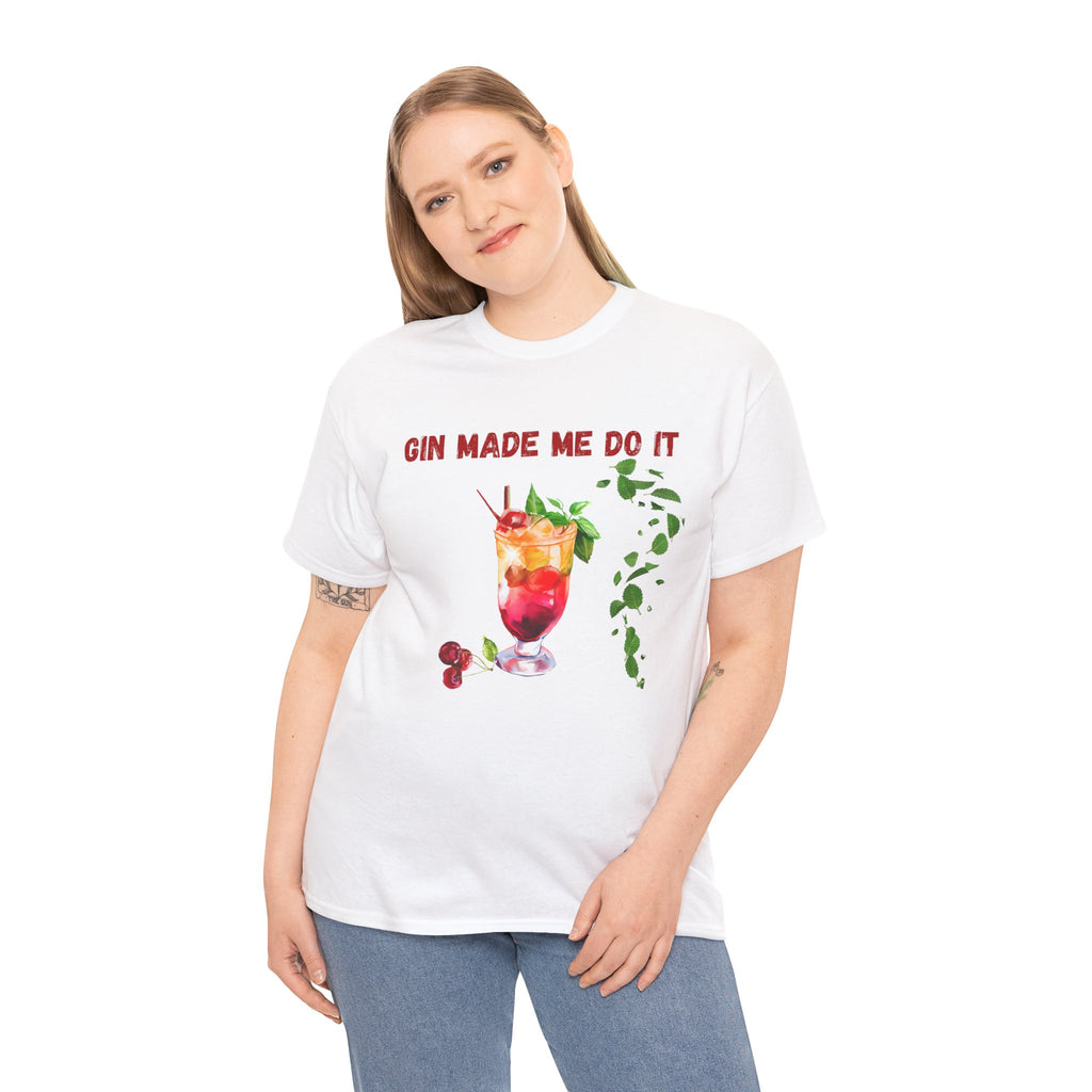 Funny Cocktail Shirt – “Gin Made Me Do It” | Unisex Graphic Tee | Summer Humor Gift