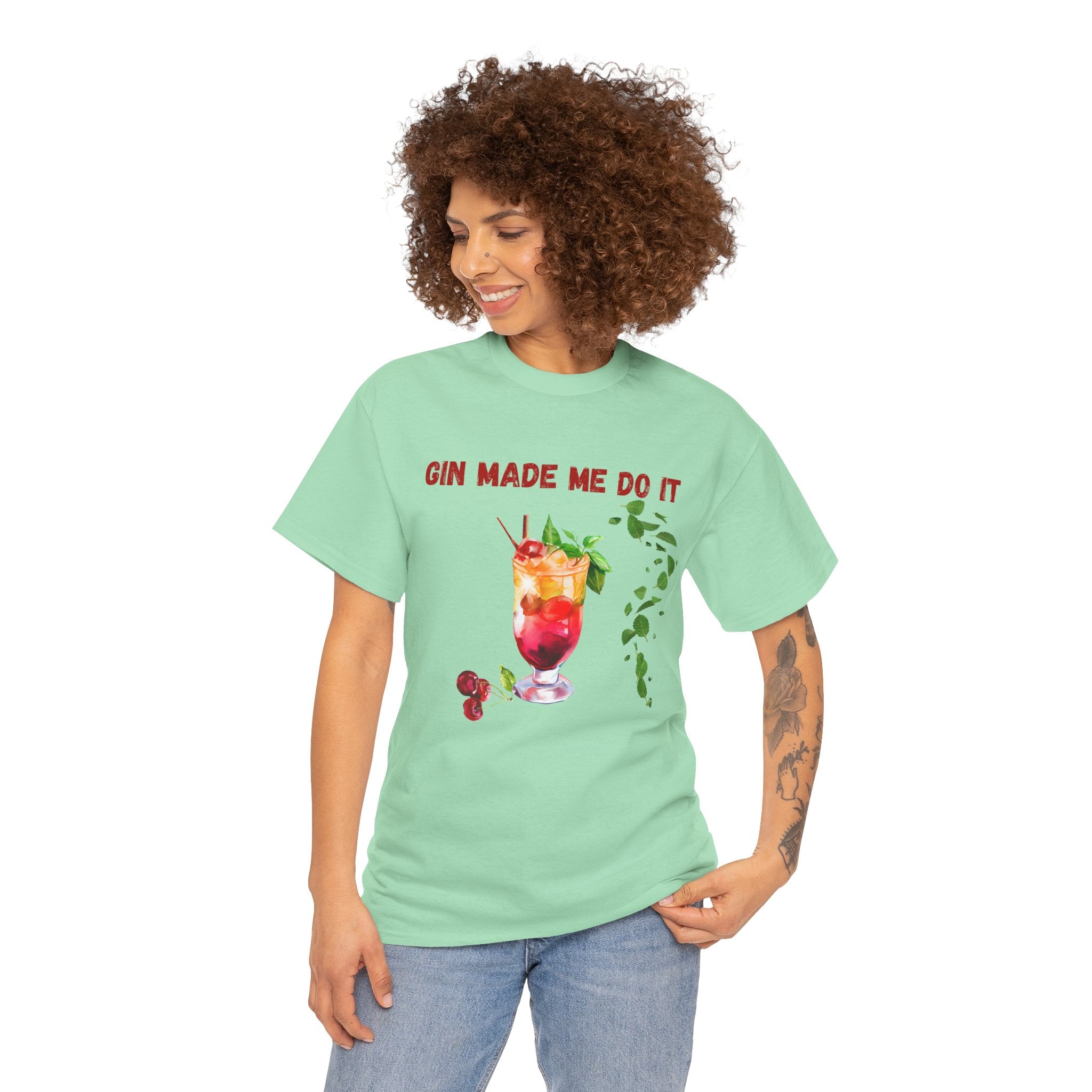 Funny Cocktail Shirt – “Gin Made Me Do It” | Unisex Graphic Tee | Summer Humor Gift