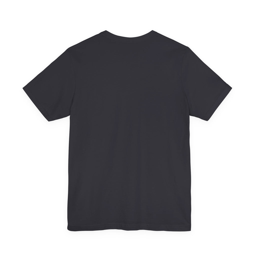 Love Looks Good On Me T-Shirt – Minimal Heart Graphic Tee