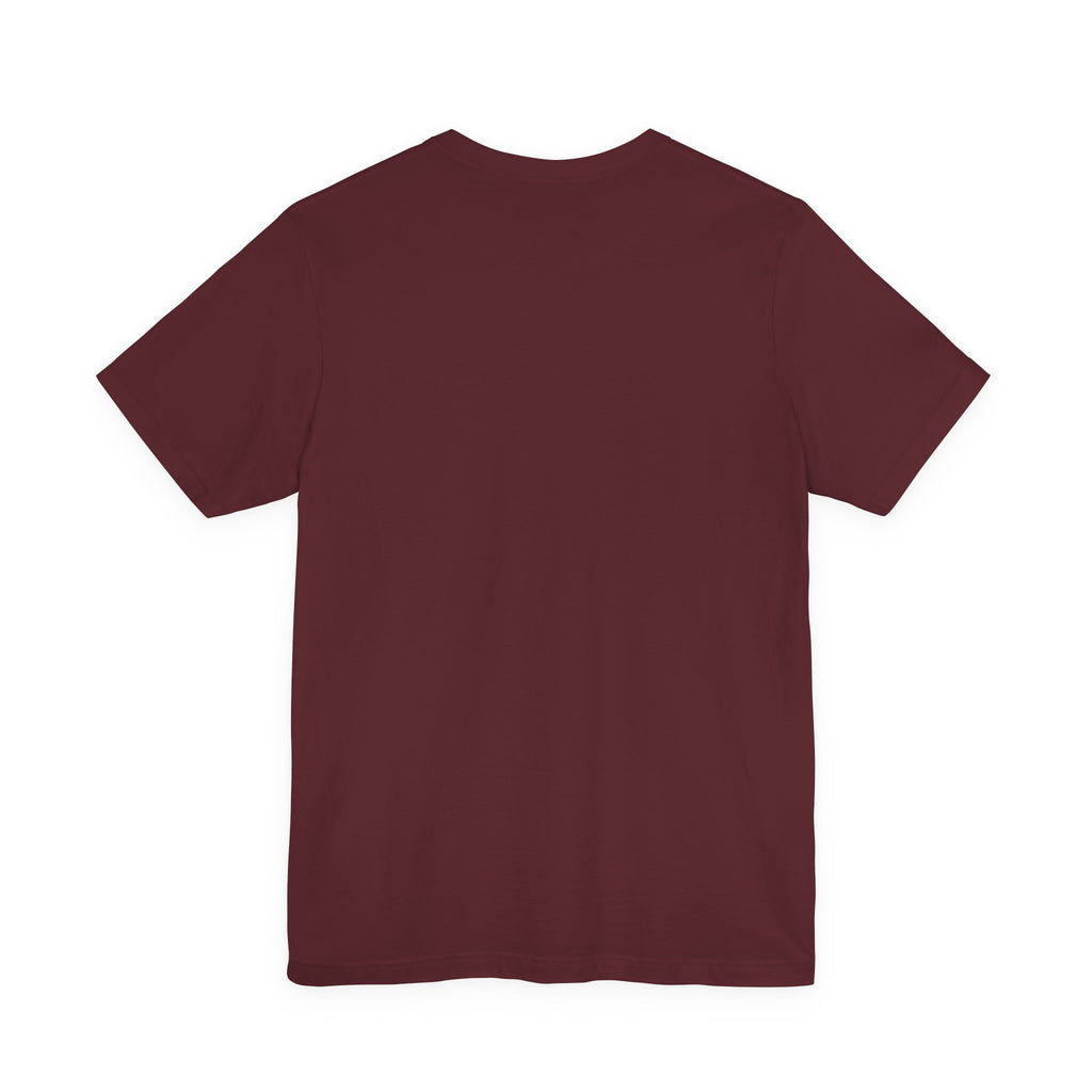 Love Looks Good On Me T-Shirt – Minimal Heart Graphic Tee